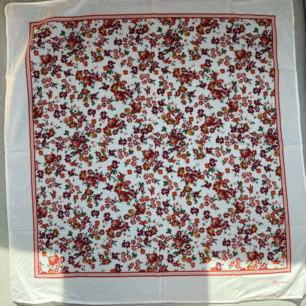 Sezane Floral Scarf - Picture 6 of 7